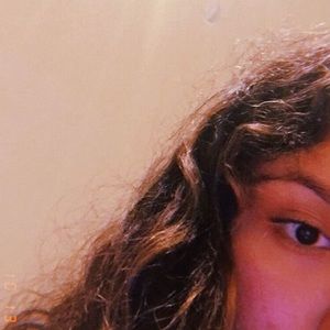 Meet your Posher, Elly